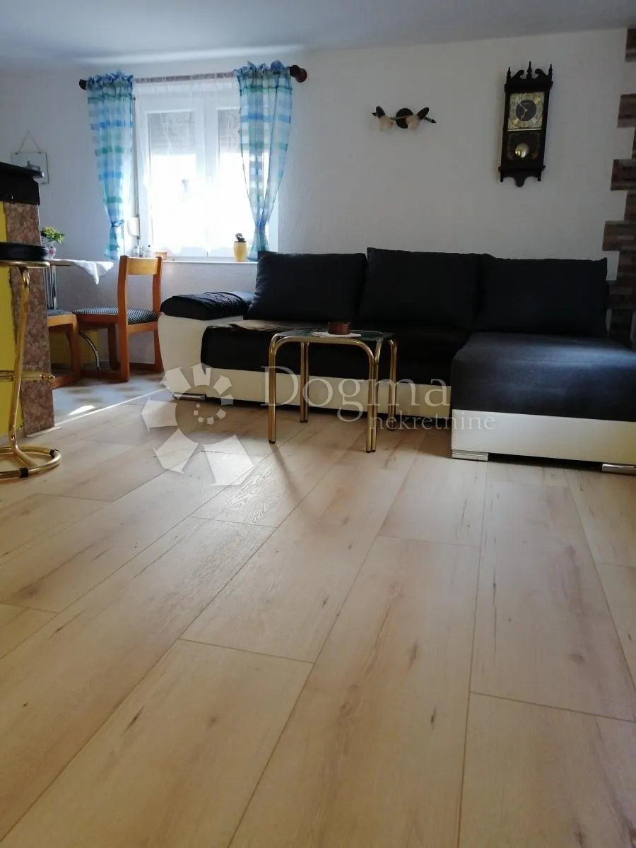 apartman 500 m od mora - slika 1
