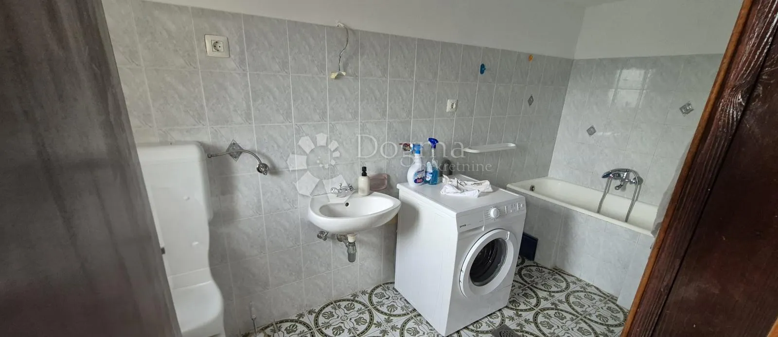 predivno imanje s pogledom na učku i dvorac belaj – 2475 m² - slika 16