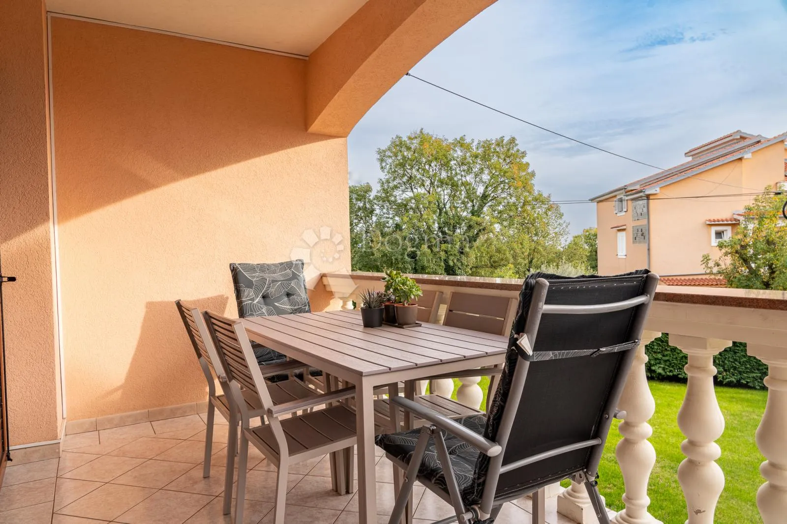 impozantna villa na trsatu - slika 30