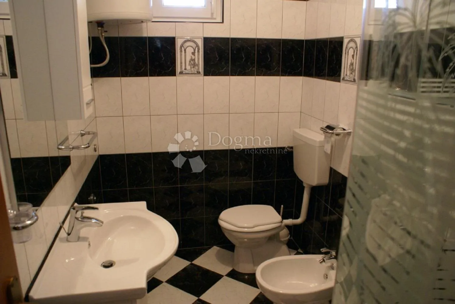 prodaju se dva apartmana u rovinju! - slika 16