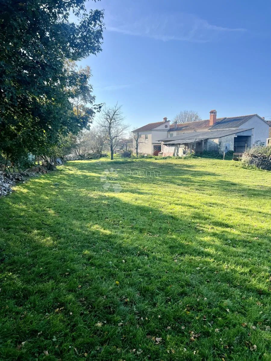 stara kuća s velikim građevinskim zemljištem - 4288 m2 - slika 3