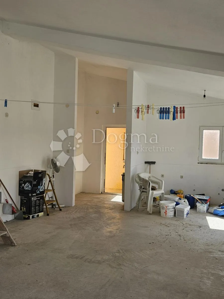 apartmanska kuća u pakoštanima - slika 34