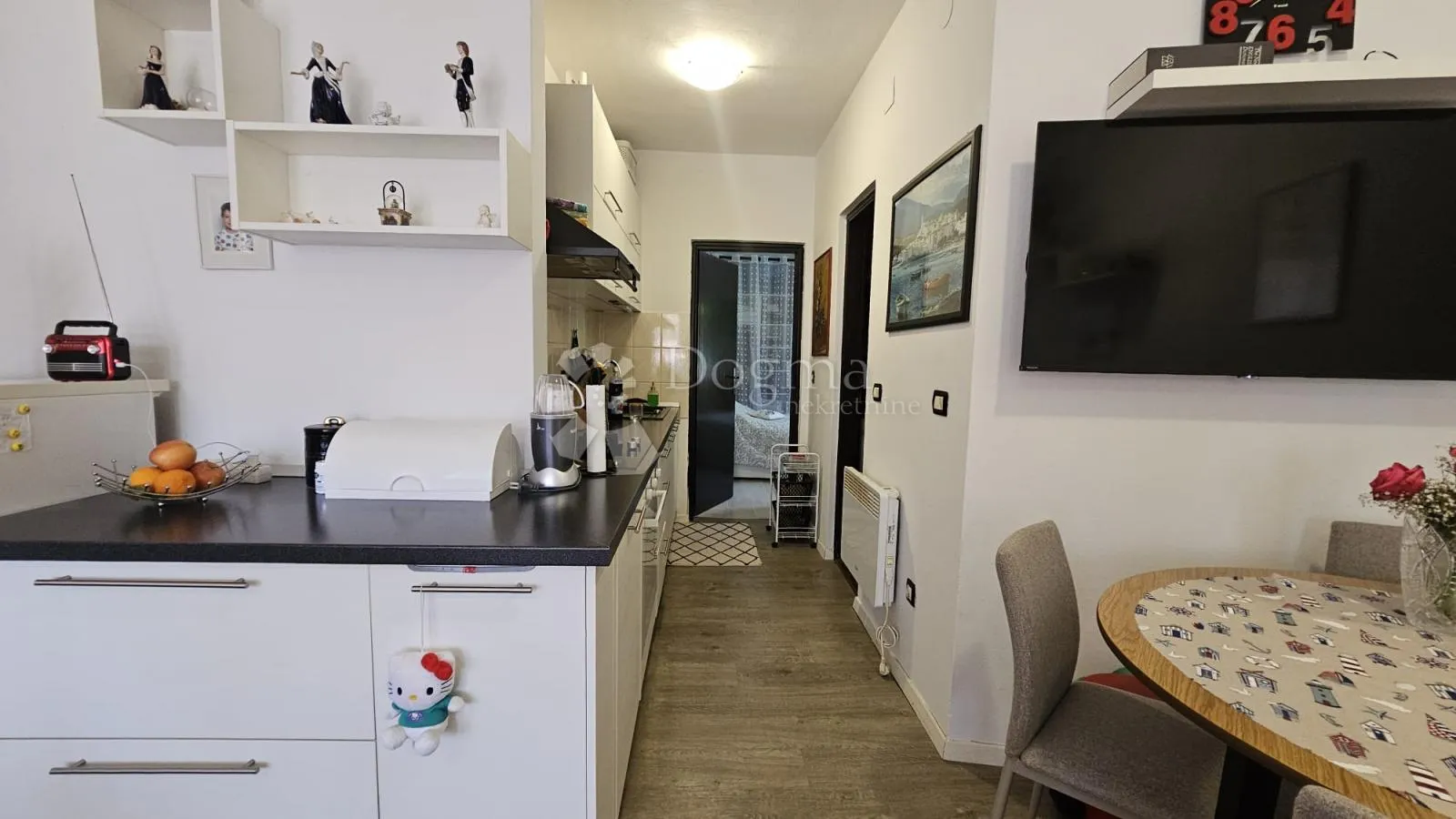 rovinj centar – dva uređena stana na vrhunskoj lokaciji - slika 4