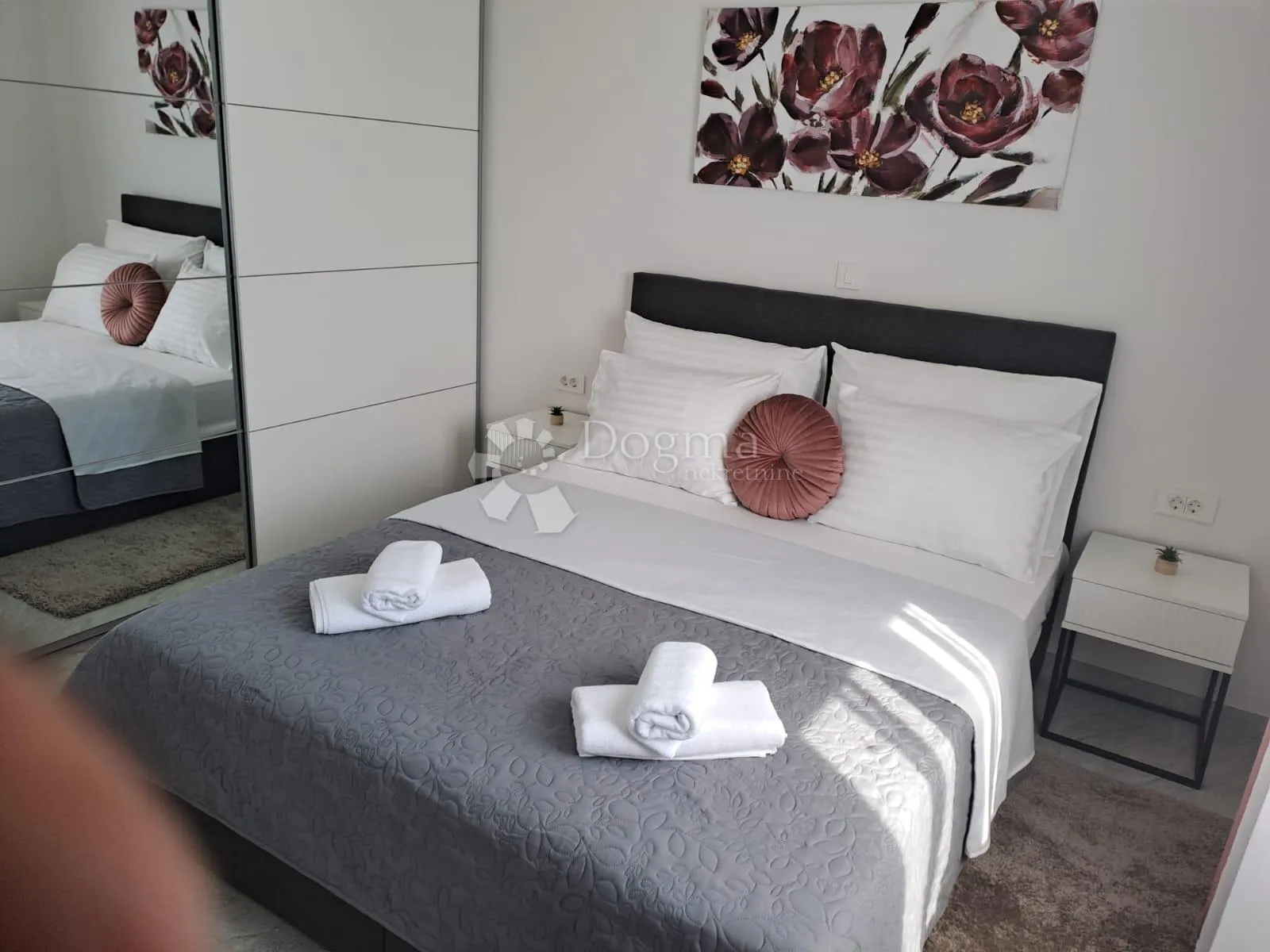 luksuzna kuća s bazenom i krovnom terasom, vodice - slika 8