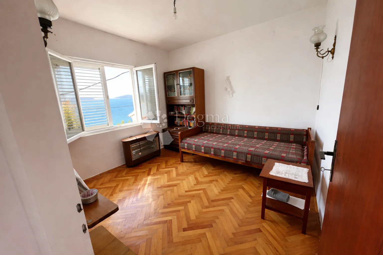 prvić, kuća prvi red do mora s najljepšim pogledom na jadranu - slika 7