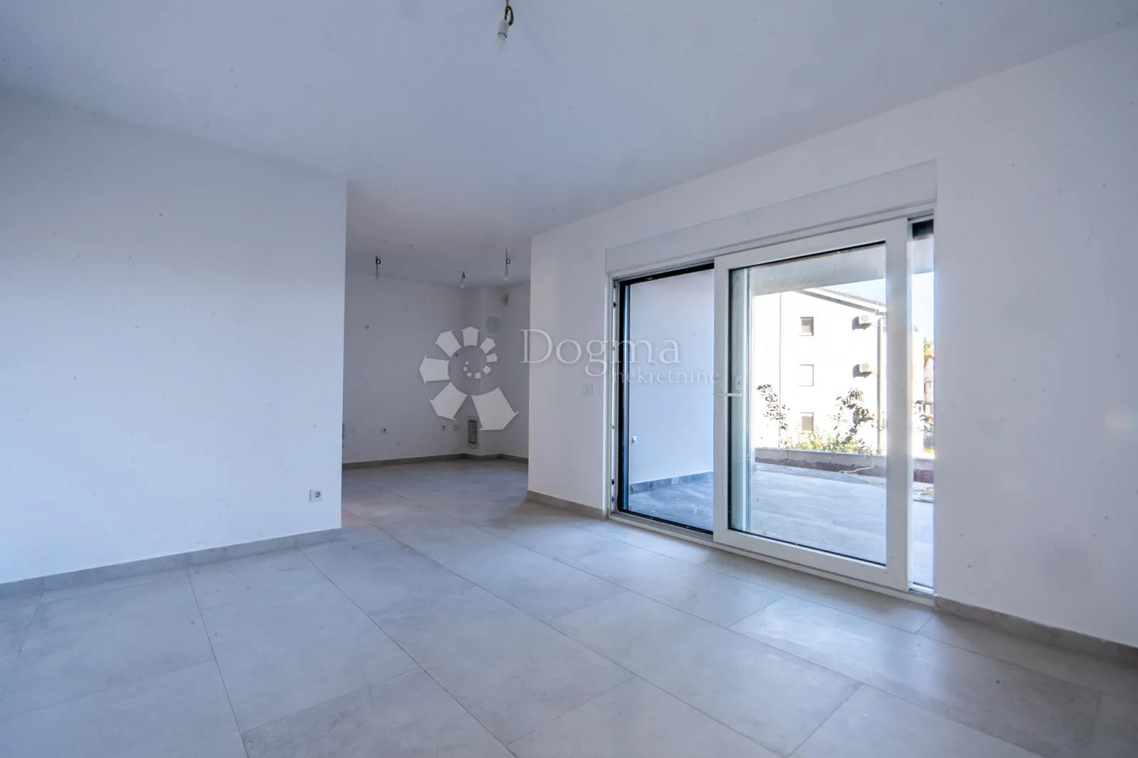 čižići apartman u prizemlju s okućnicom - slika 4