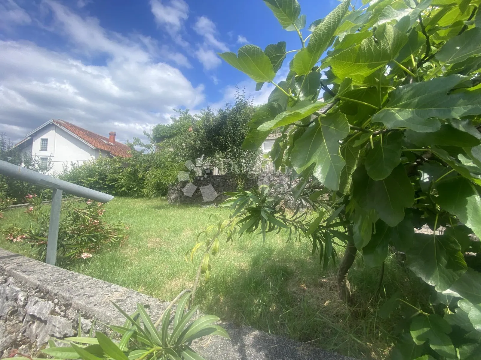obiteljska kuća u centru viškova - slika 20