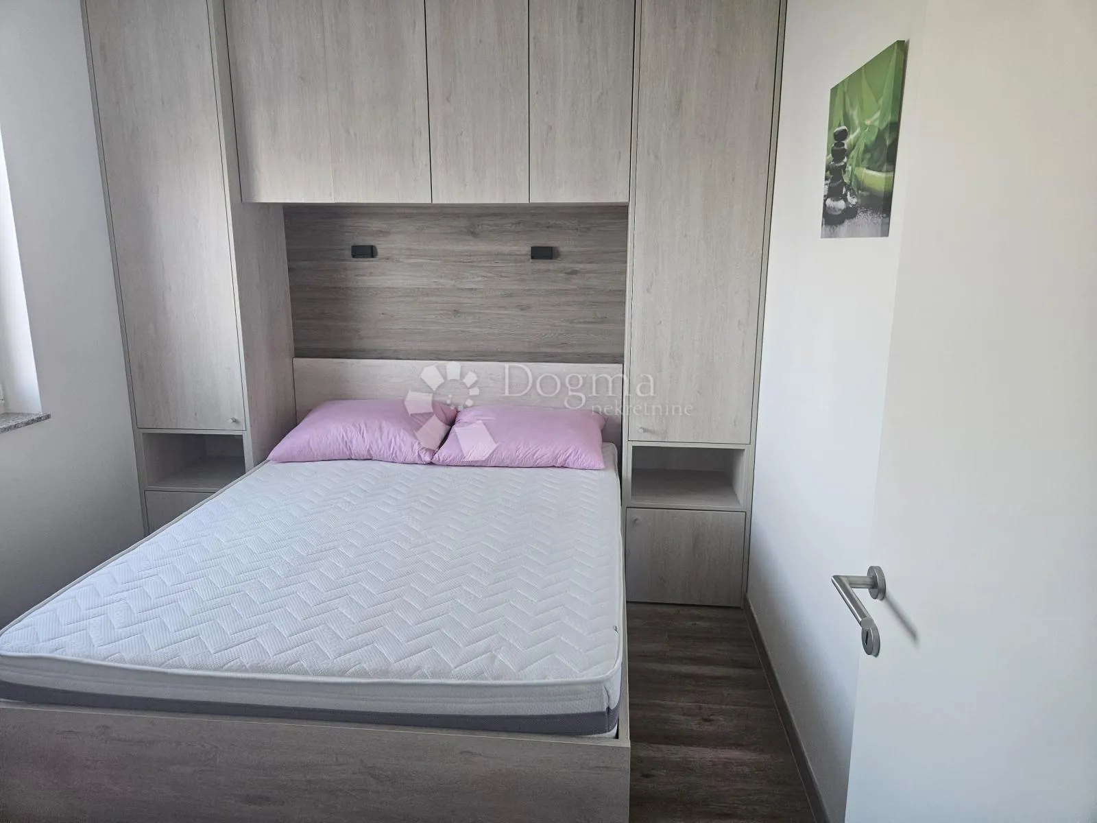 apartman s pogledom na more i velikim dvorištem, 400 m od mora - slika 11