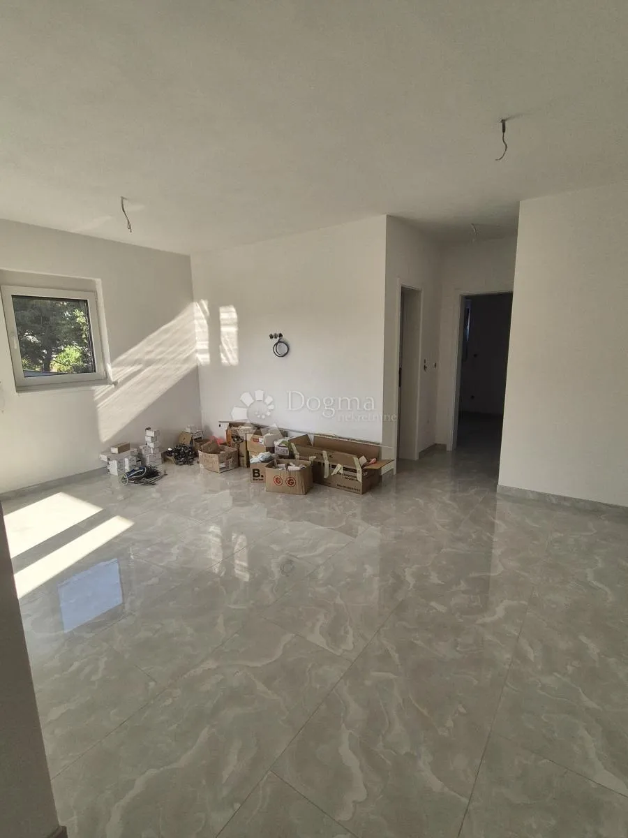 seline/starigrad - dvosoban stan 5 m od mora s6 zgrada a - slika 12