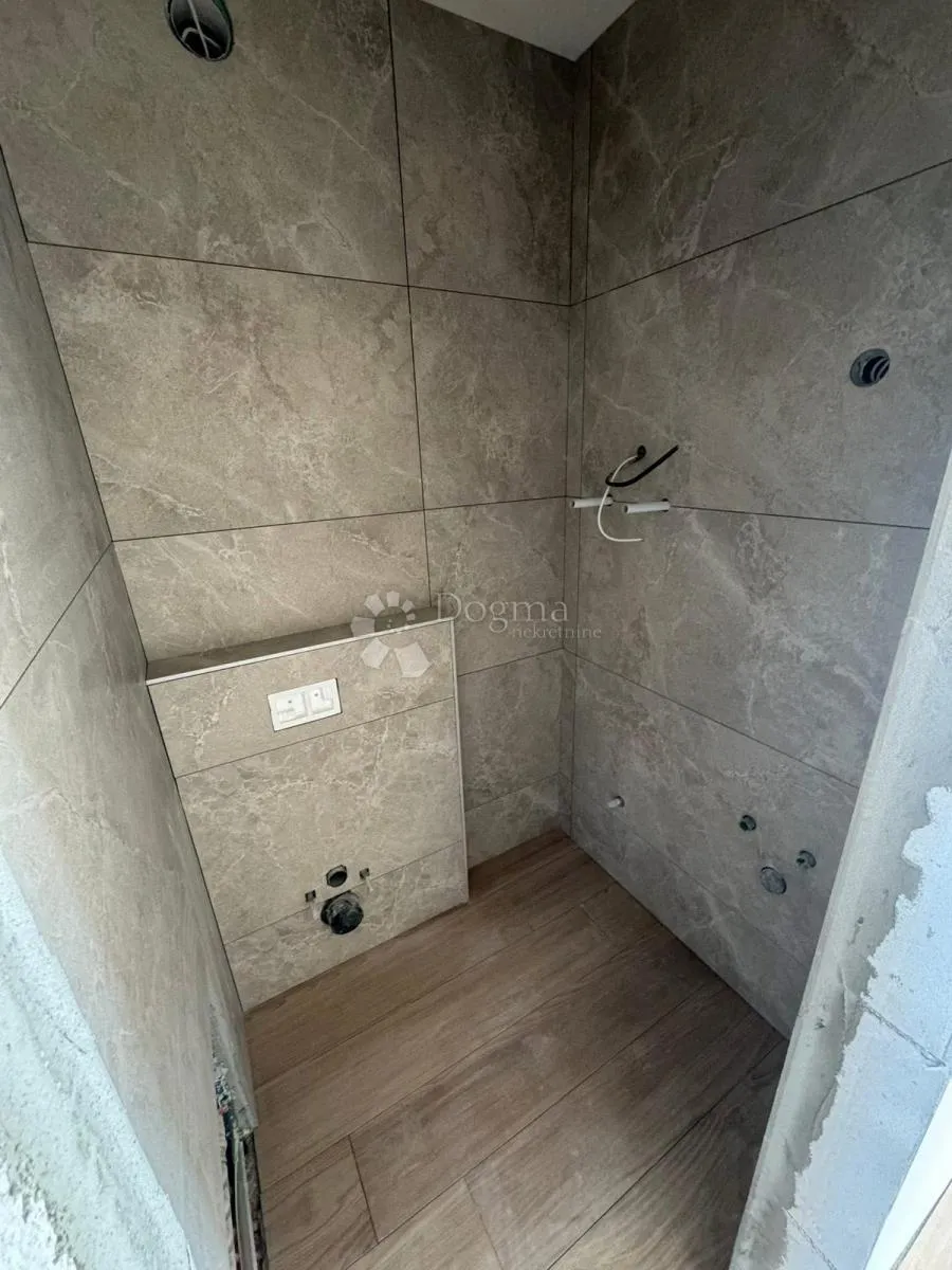 petrčane - ekskluzivni penthouse 110 m², 80m od mora - slika 7