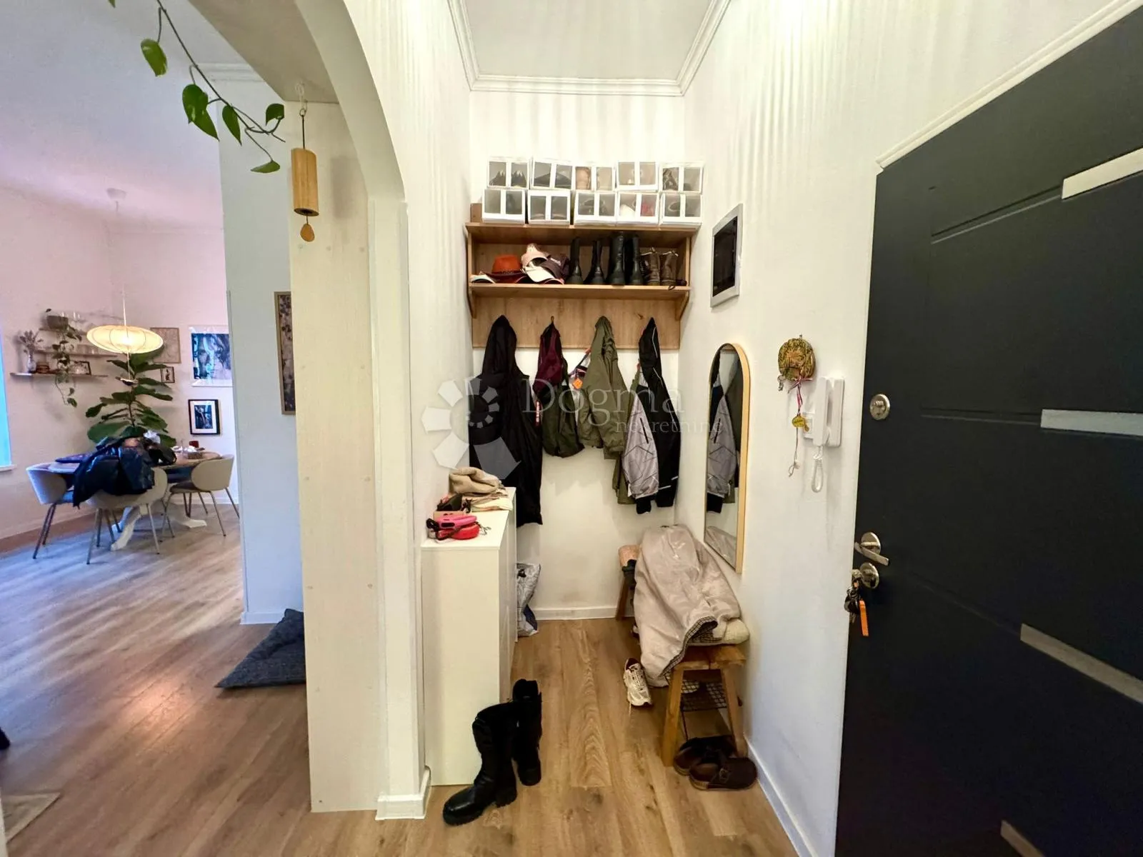 renovirani austrougraski stan, top lokacija - 81,14m2 - slika 21