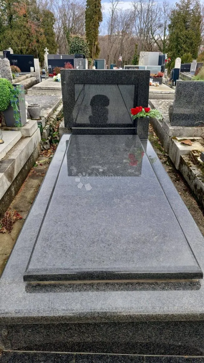 trsat, obiteljska grobnica na prodaju - slika 41