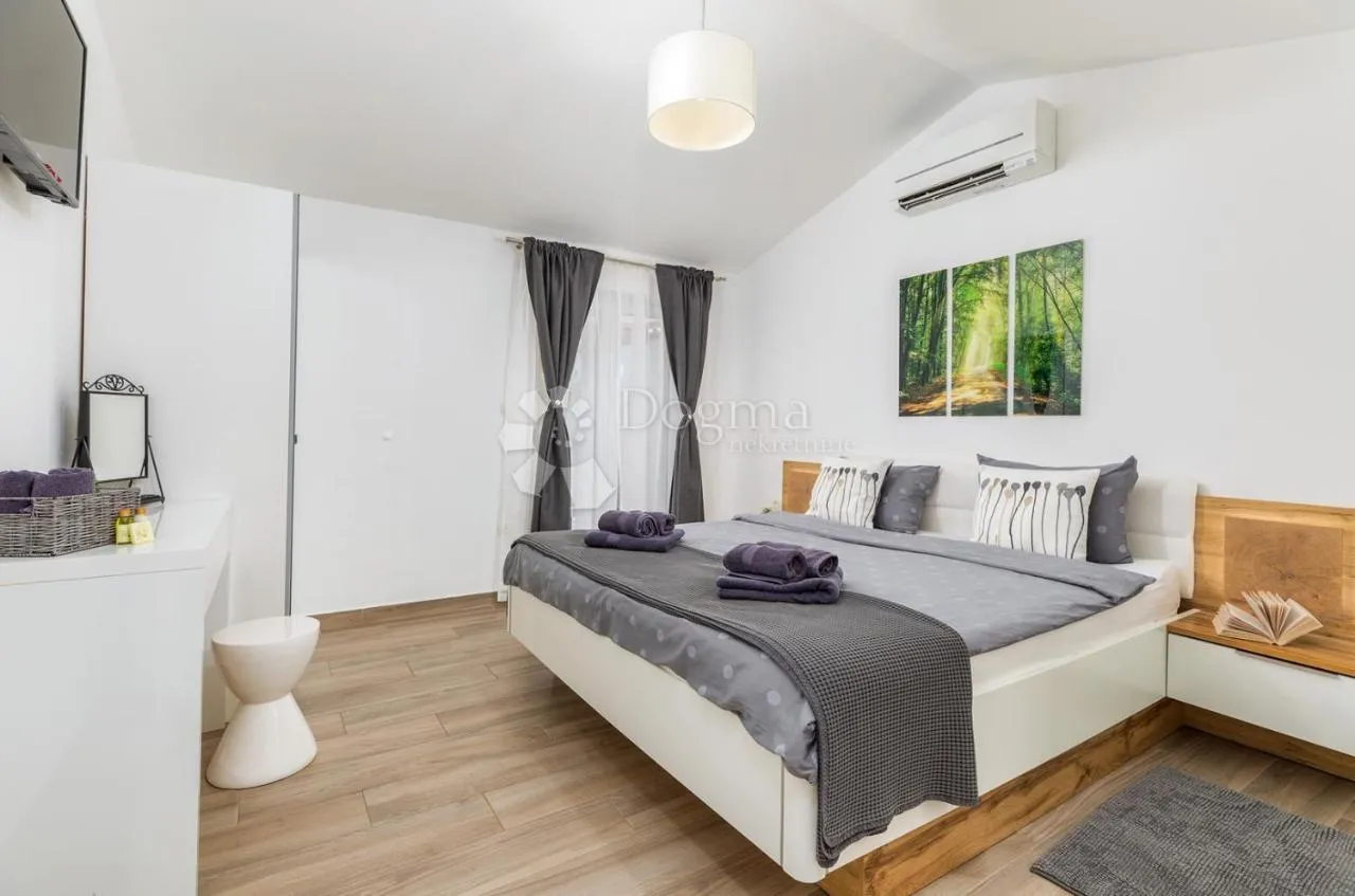 villa u banjolama 150m2 za dugoročni najam - slika 22