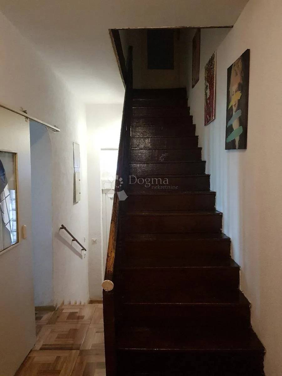 kuća sarvaš 280 m² – idealna za obitelj ili investiciju - slika 11