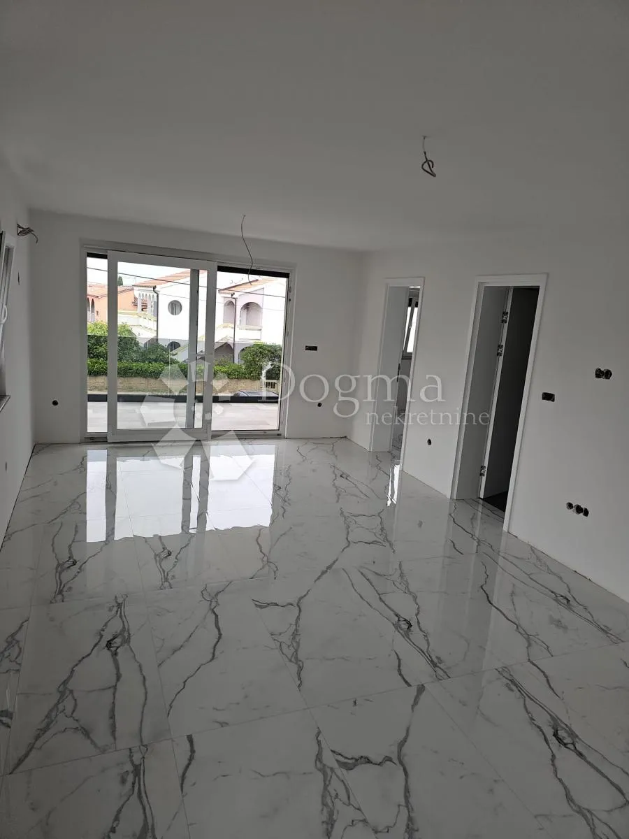 otok vir -prodaje se apartman 70 m2 plus krovna terasa 70 m2 - slika 3
