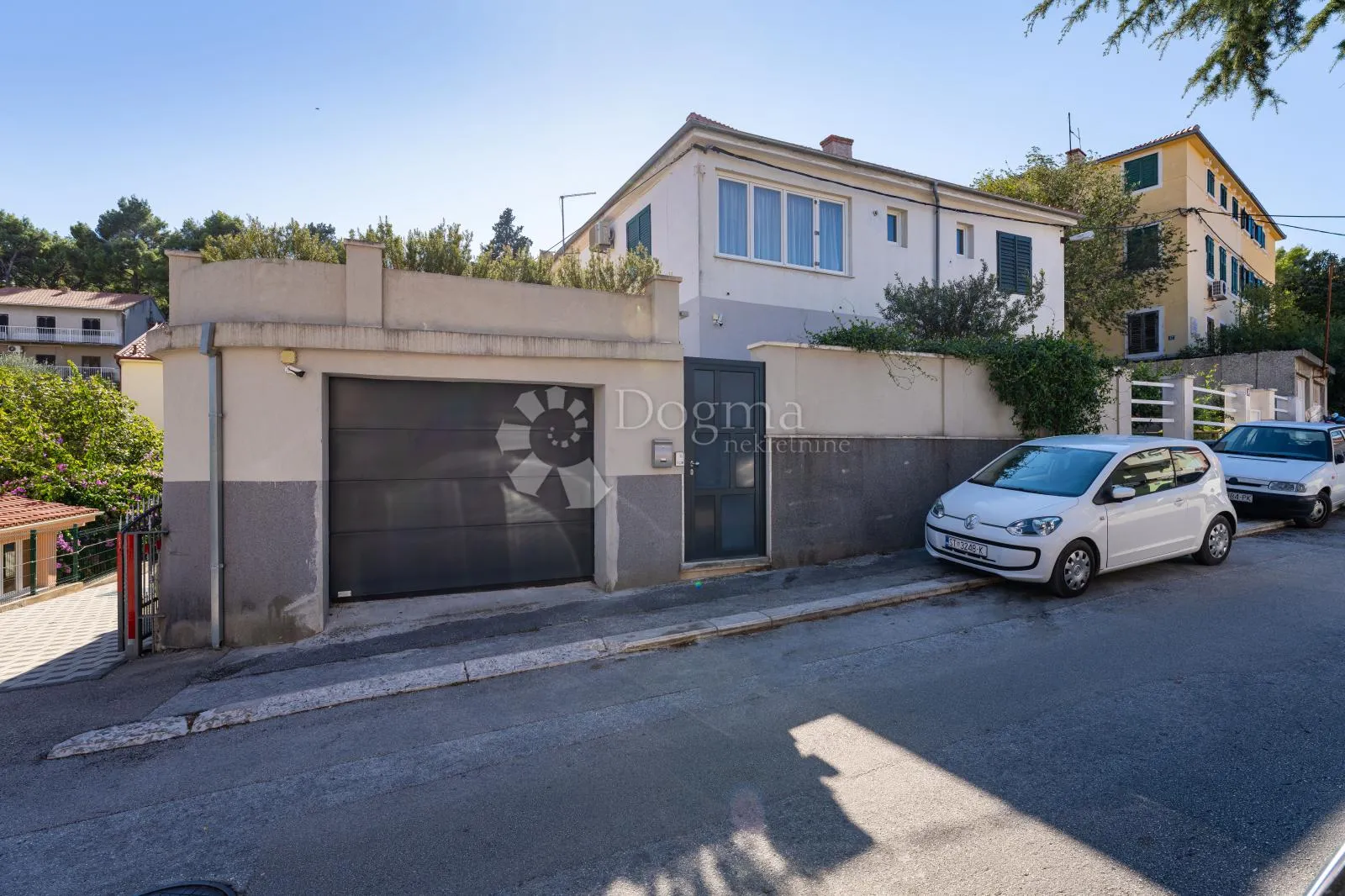 moderan stan sa bazenom marjan split - slika 37