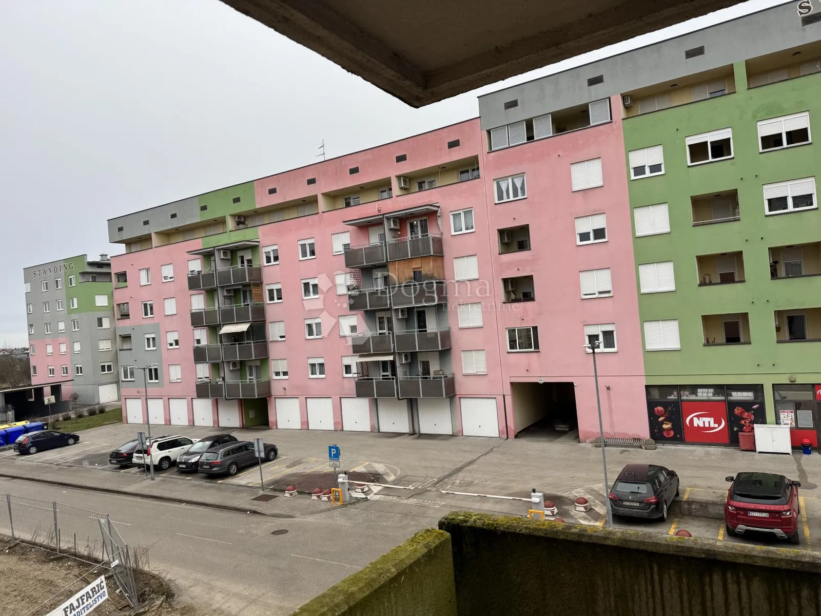 prilika! stan s garažom na top lokaciji u varaždinu – roh bau - slika 5