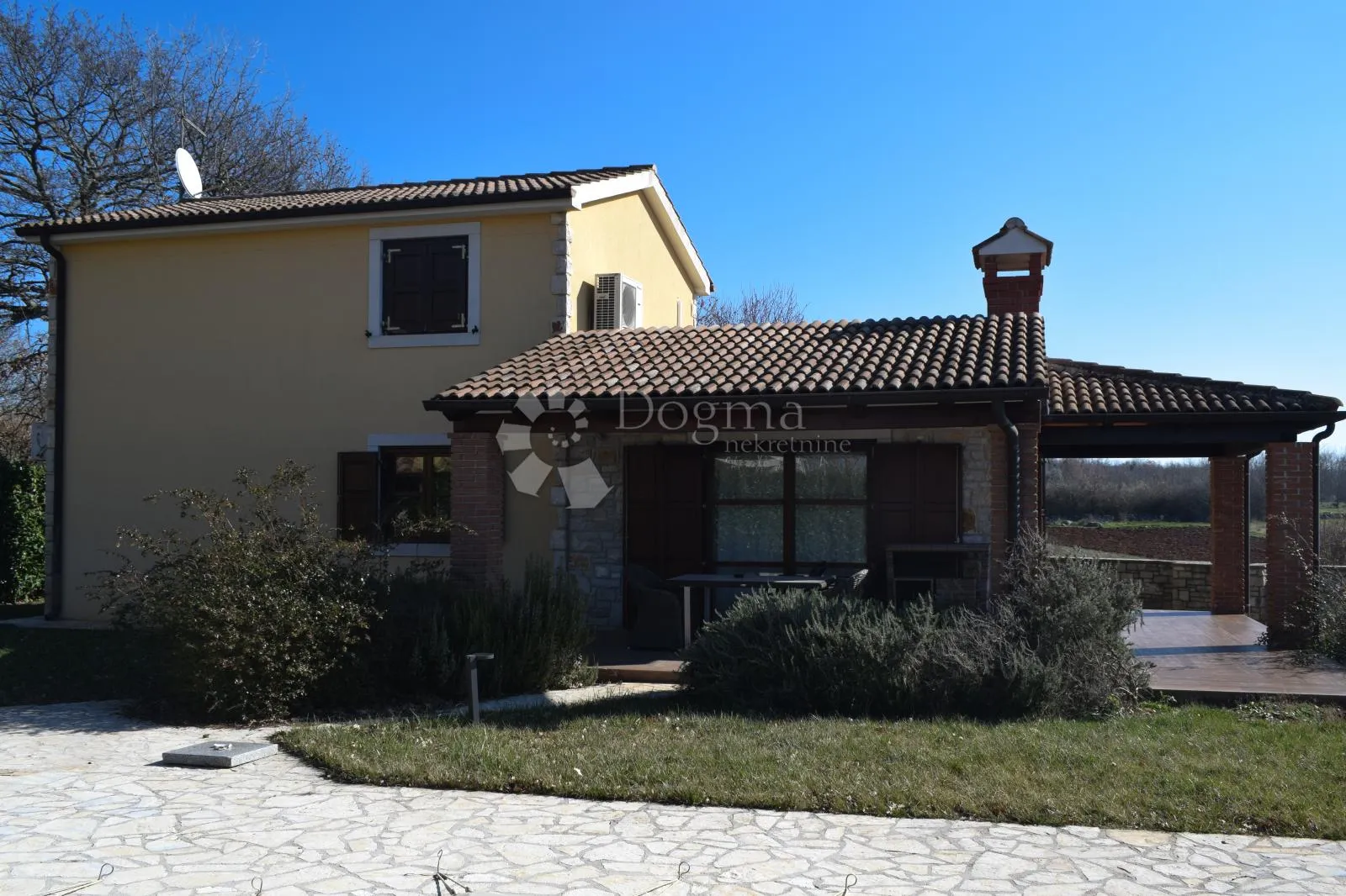 poreč okolica, šarmantna istarska kamena kuća s bazenom - slika 24