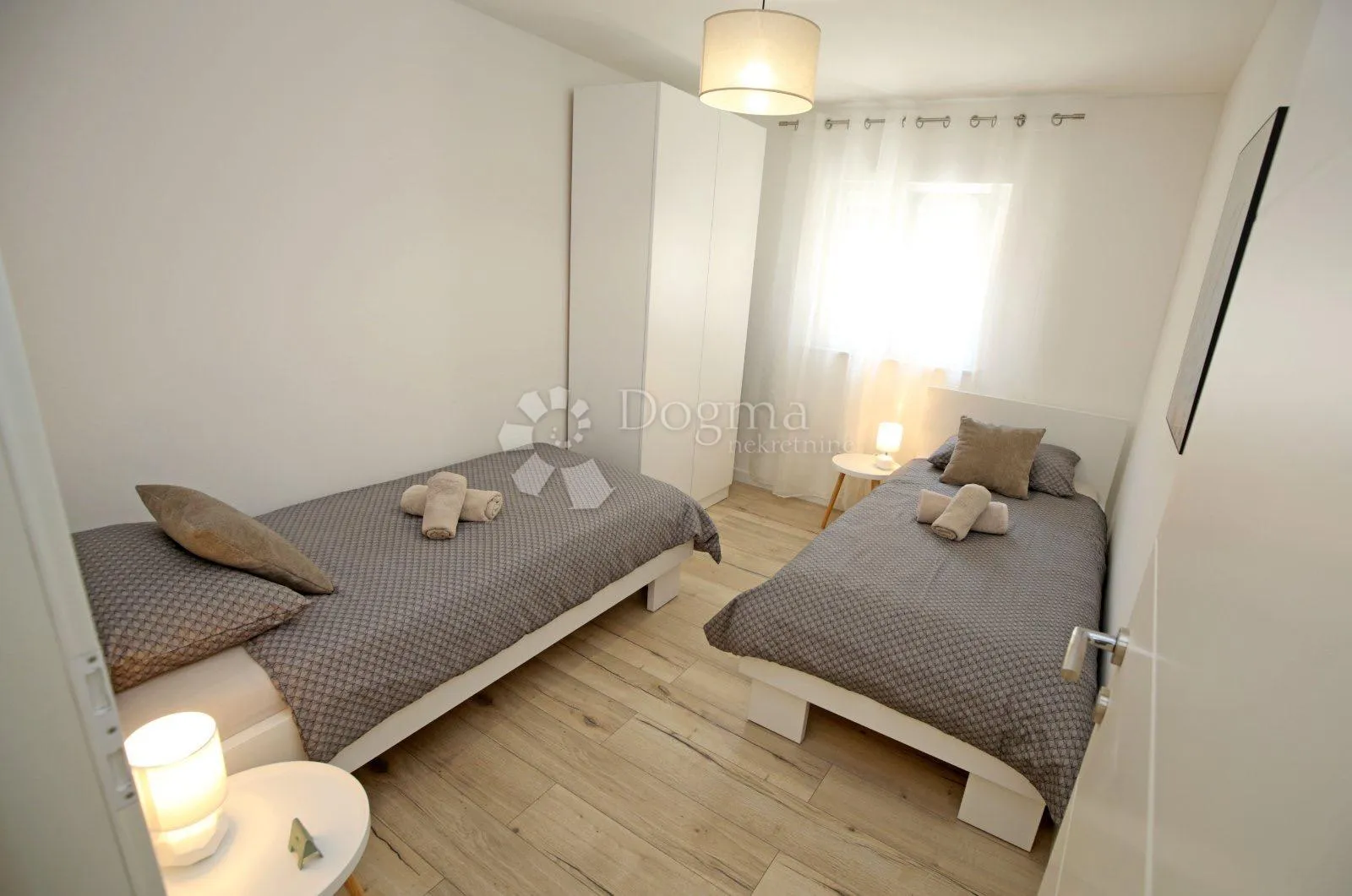 ekskluziv apartman zablaće prvi red do mora luksuz prilika - slika 22
