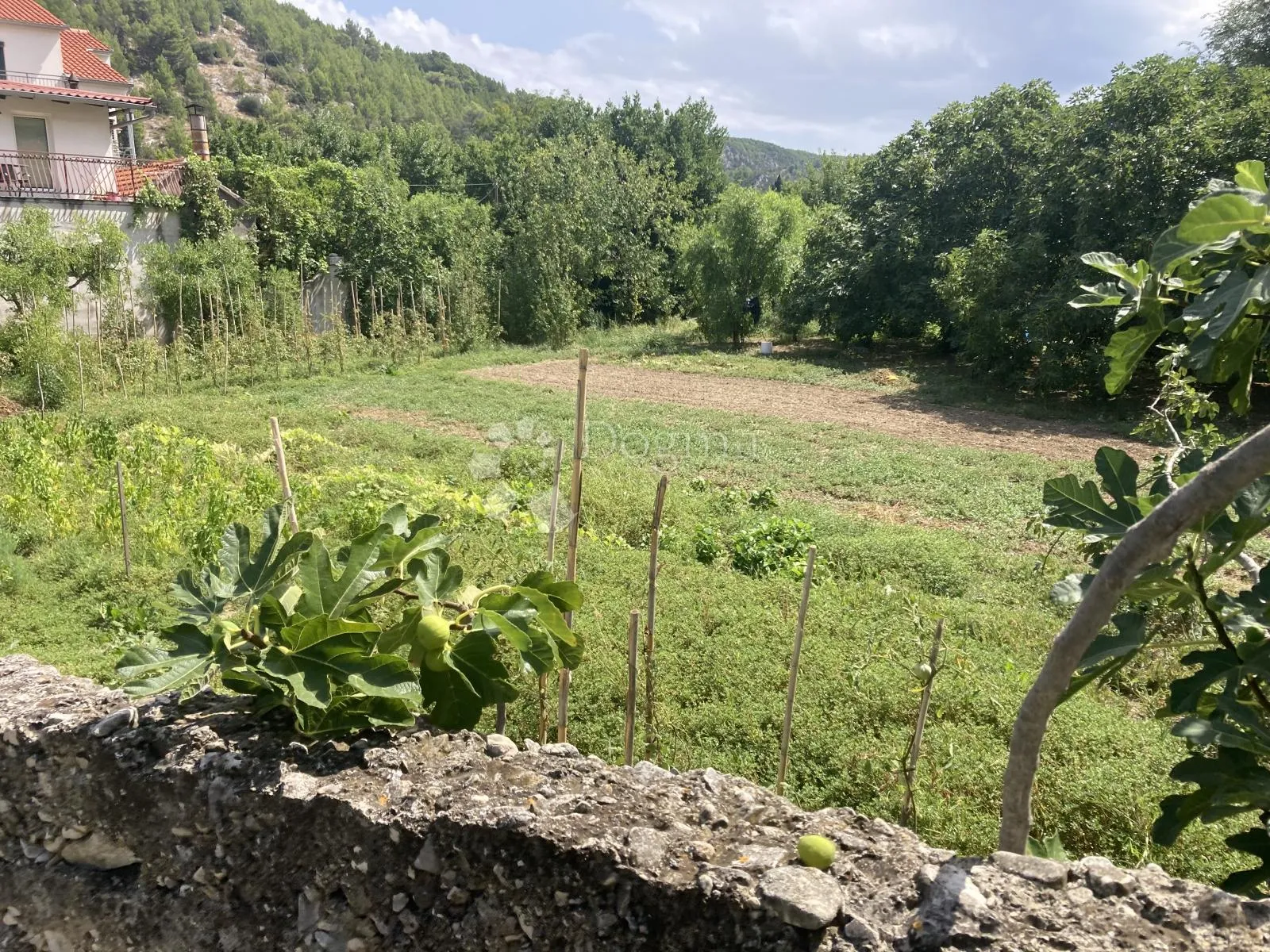 građevinsko zemljište – centar skradina – 1.050 m² - slika 4
