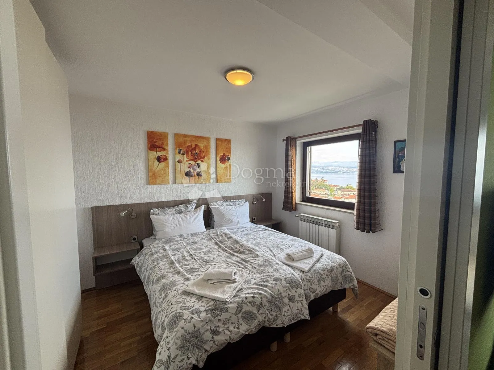 lovran, centar, kuća s apartmanima, 690m2 - slika 11