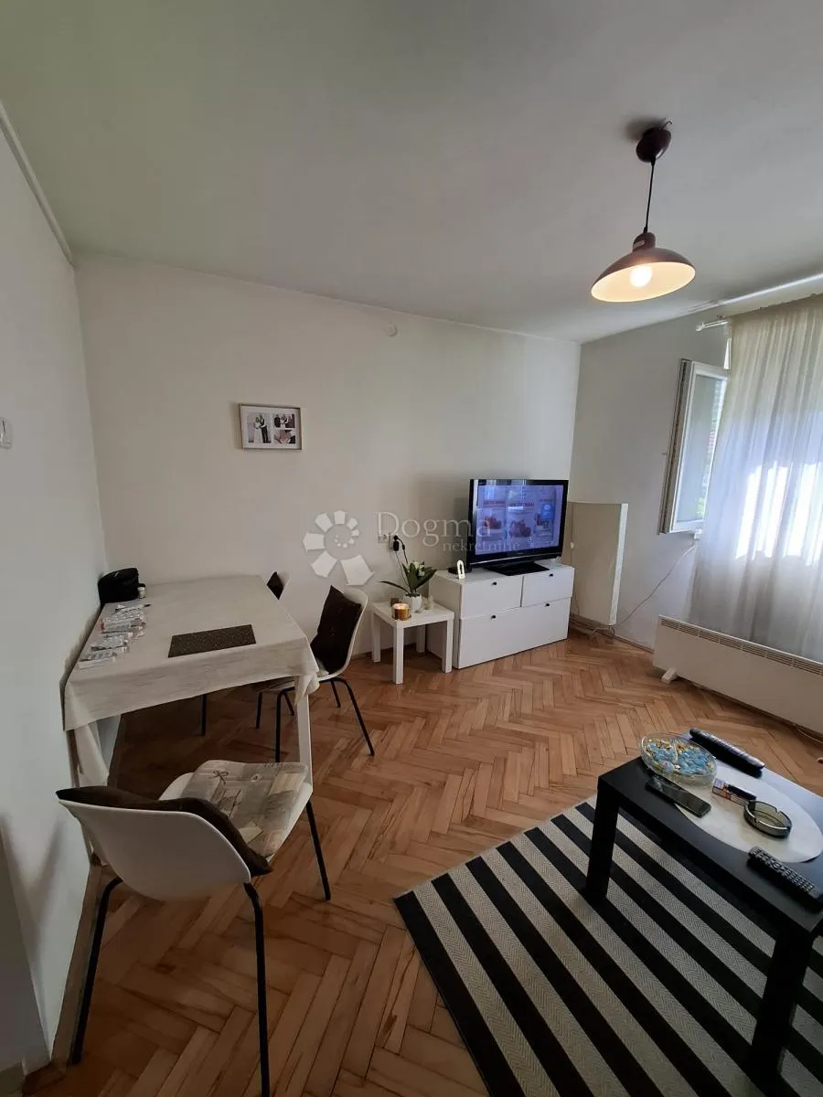 kuća s dvorištem vrapče, parcela 240 m², 2 cjeline - slika 5