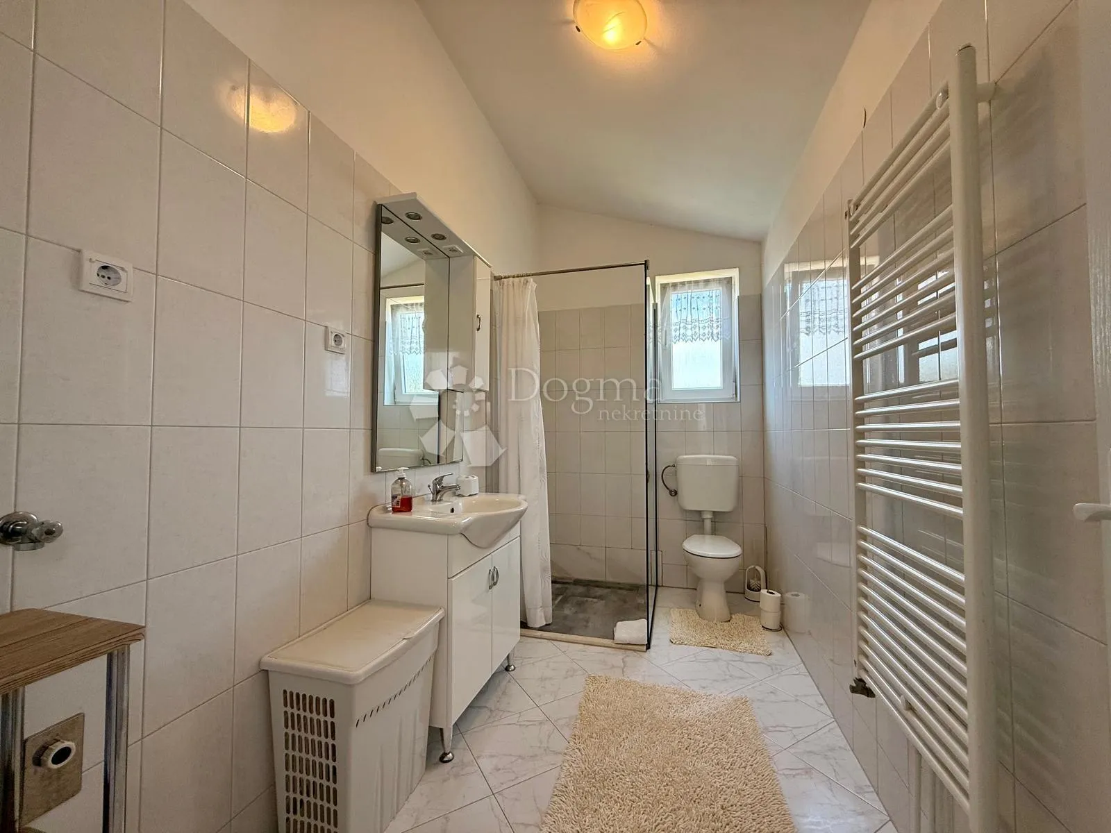 kuća s 3 apartmana i garažom blizu mora - fažana - slika 30