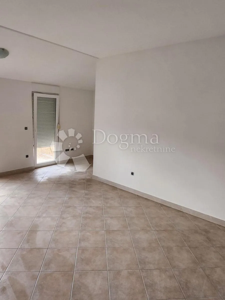 apartman prvi red do mora, marina - slika 20