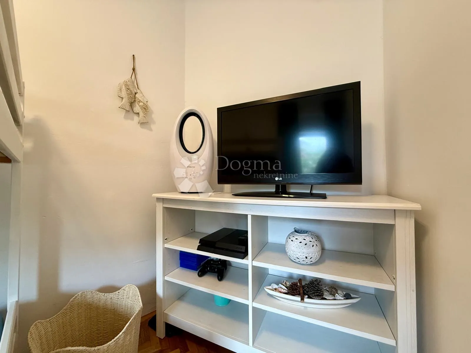 dva luksuzno renovirana apartmana rustikalnog šarma – vrhunska investicija u srcu pule - slika 18