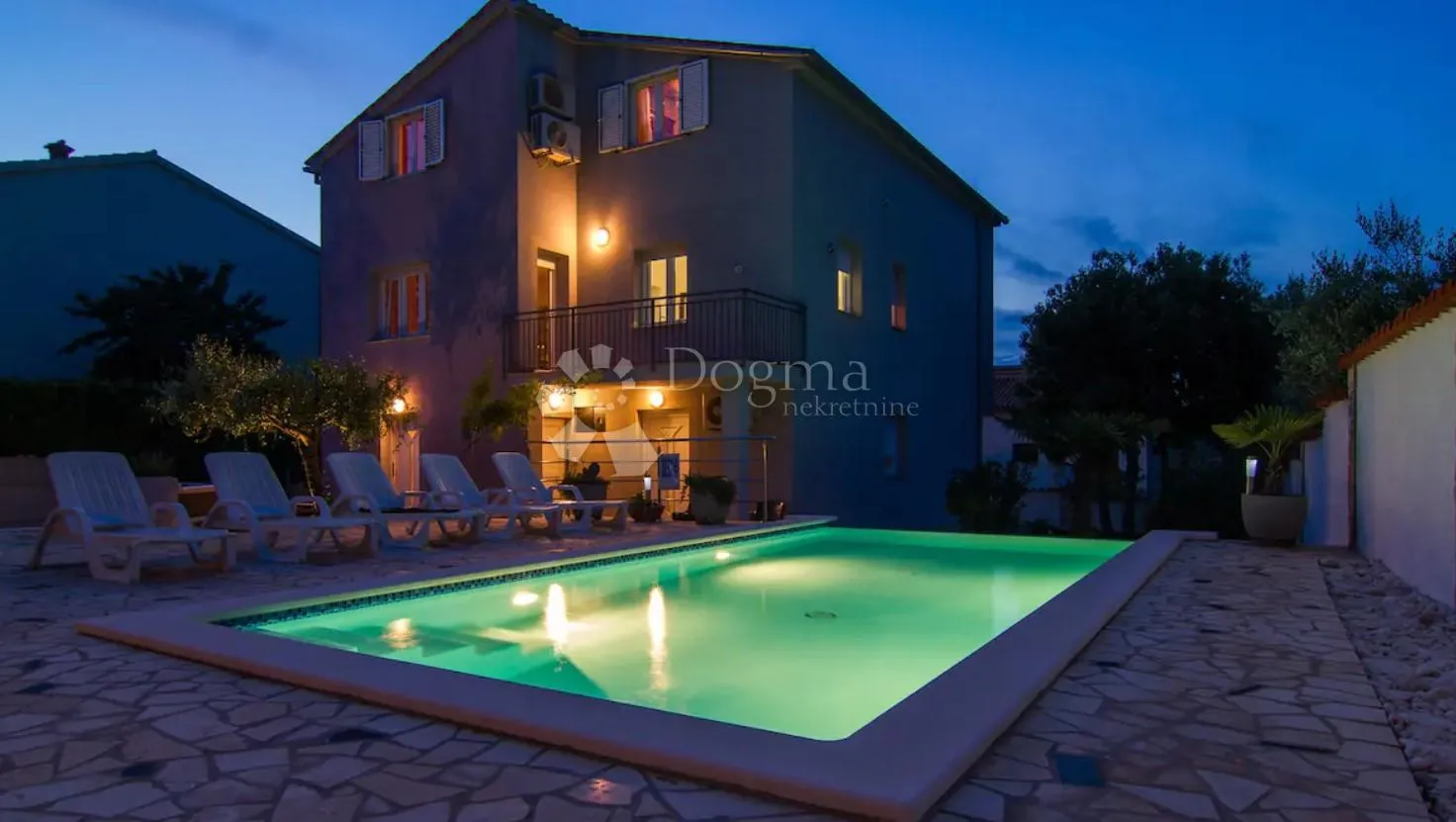 banjole – apartmanska kuća s bazenom, 4 apartmana i solarnom elektranom, 150 m od mora - slika 23