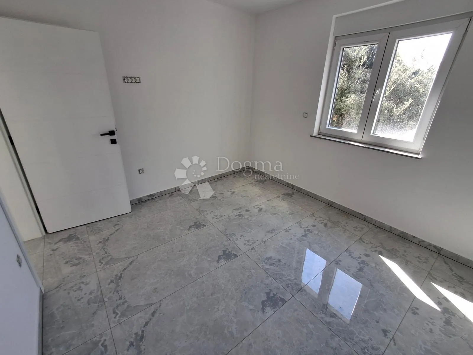 dvosobni apartman u novogradnji na top lokaciji. barbat - slika 3