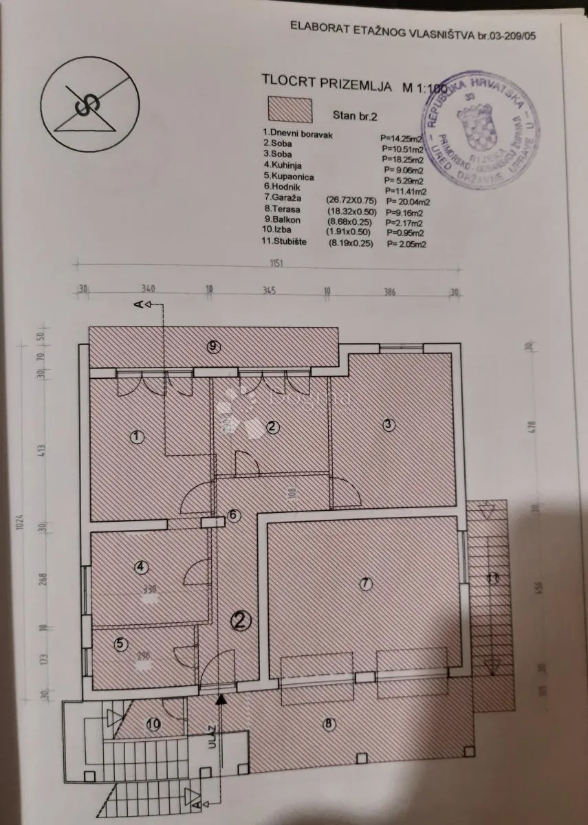 etaža sa garažama u centru srdoča za najam - slika 16