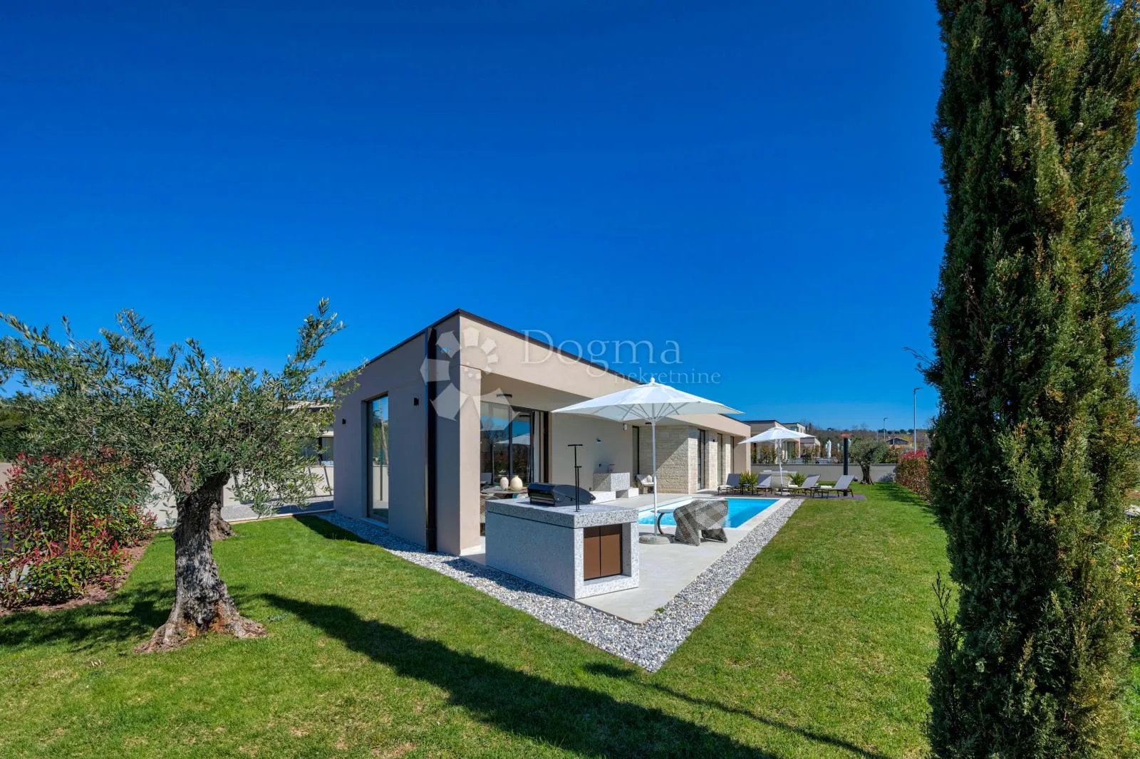 ekskluzivna smart home vila, kompletno opremljena, s otvorenim pogledom - slika 34