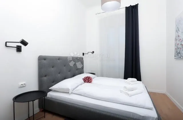 centar -60m2,2s+db kompletno adaptiran - slika 7