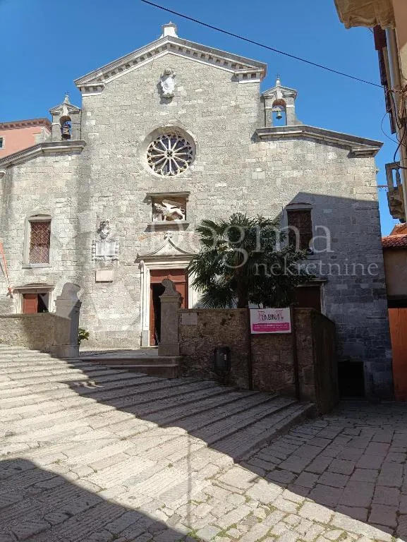 labin, kuća u starogradskoj jezgri - slika 21