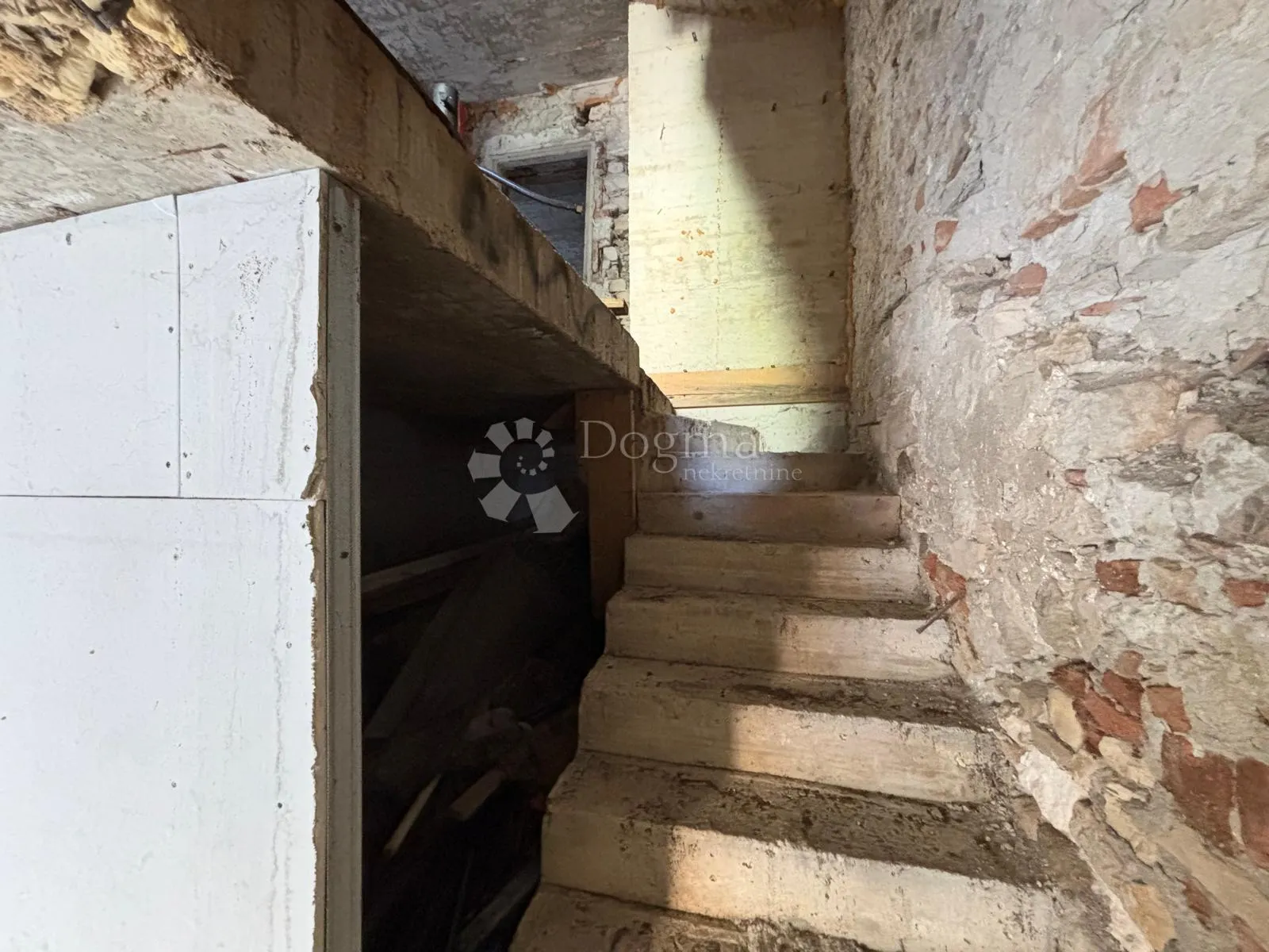 poreč, stara jezgra - starina s projektom za hotel! - slika 3