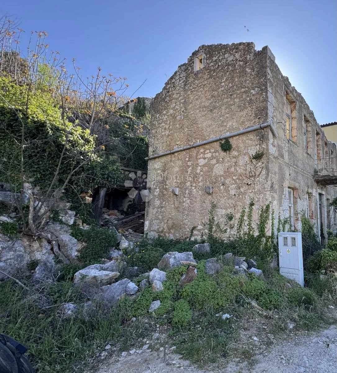 kamena ruševina za adaptaciju - crikvenica - slika 2