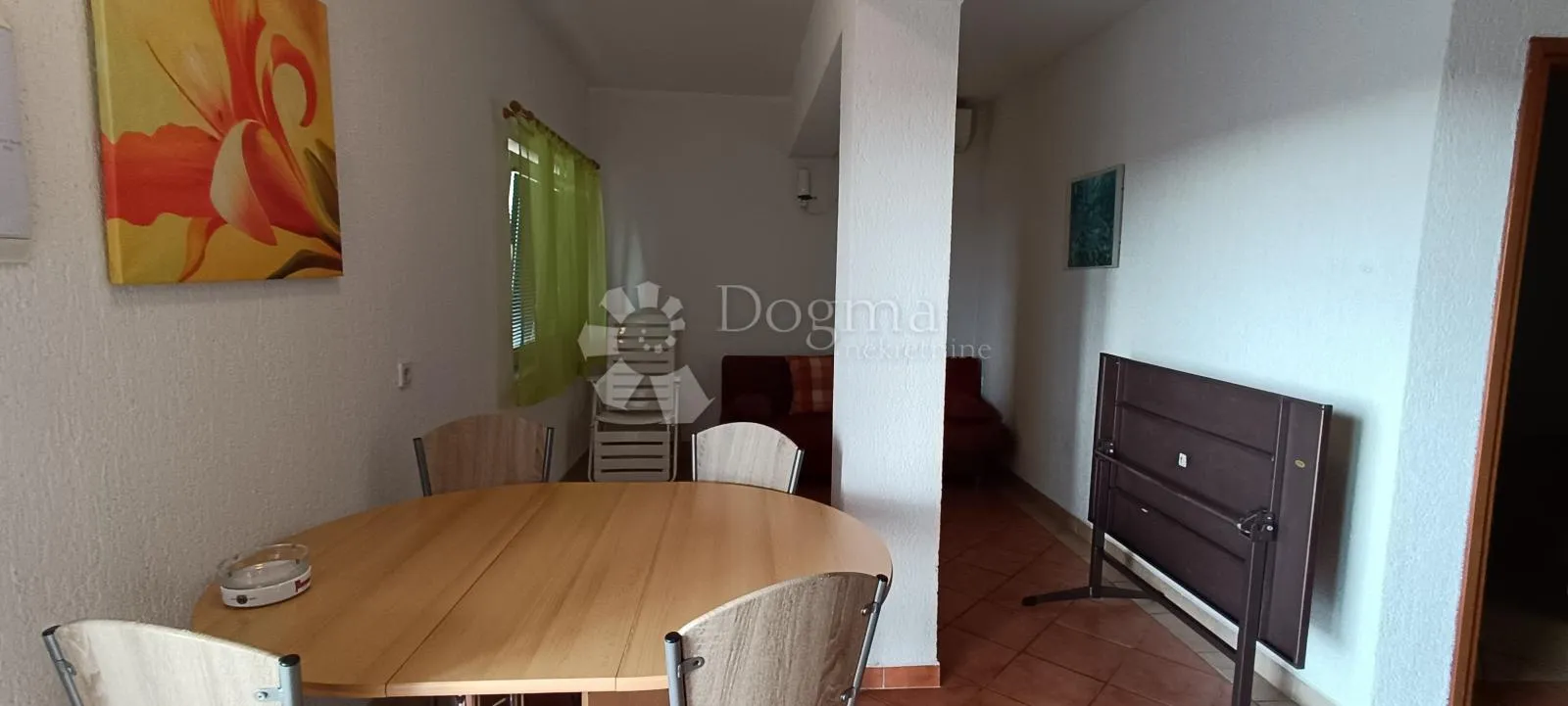 omišalj, kuća sa 9 apartmana - slika 17