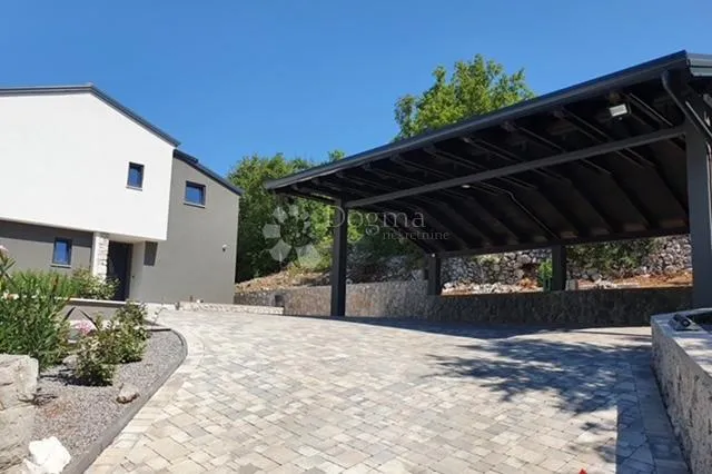 najam atraktivne ville sa panoramskim pogledom na more - slika 6