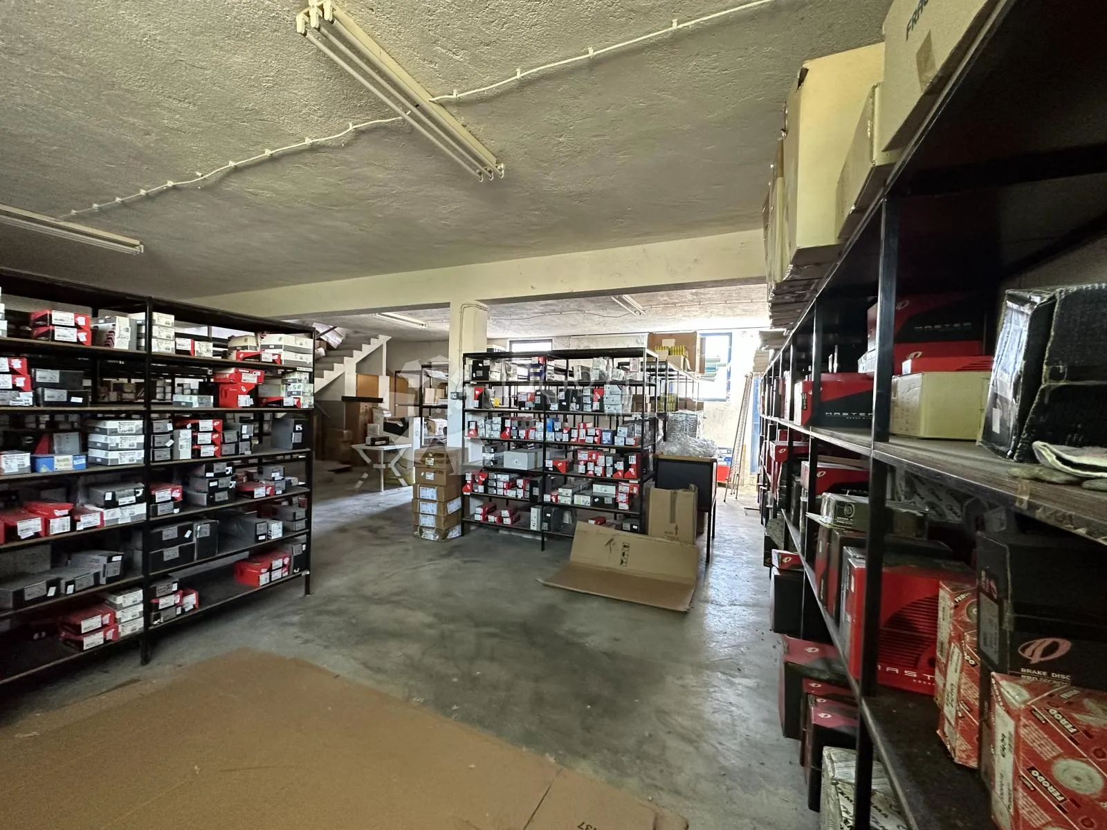 matulji-poslovni prostor 400m2 sa 680 m2okućnice - slika 4