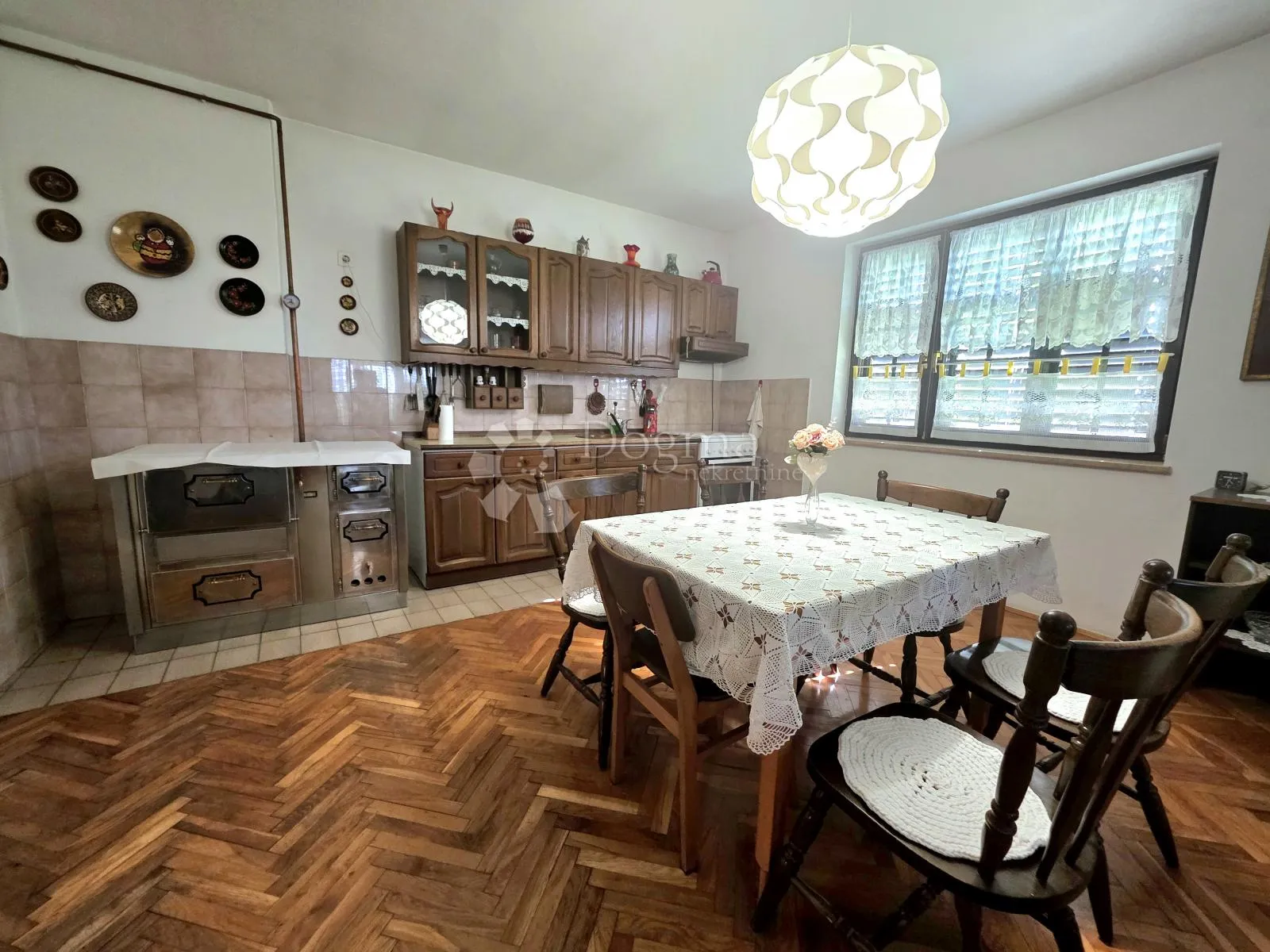 prodaja, kuća, nkp 350m² s okućnicom i terasom, mrežnički brig - slika 4
