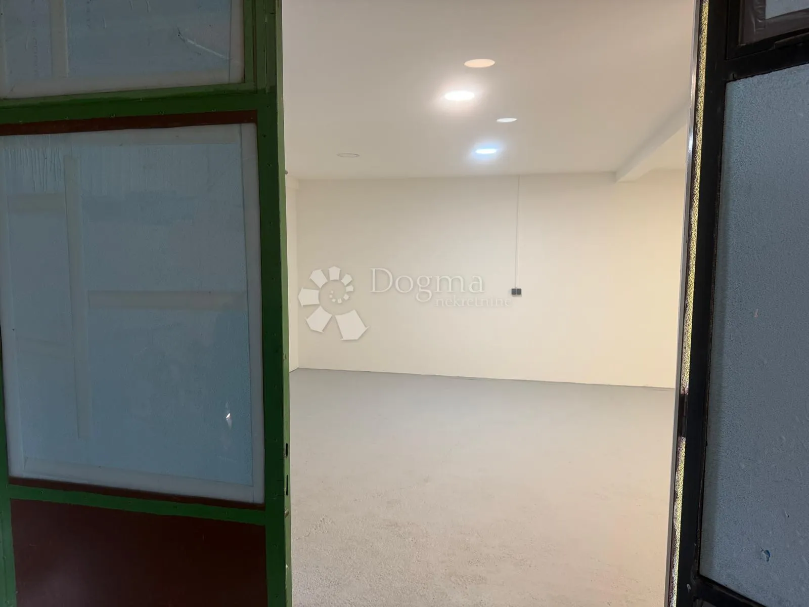 skladišni prostor 104 m2 za najam - varaždin - slika 2