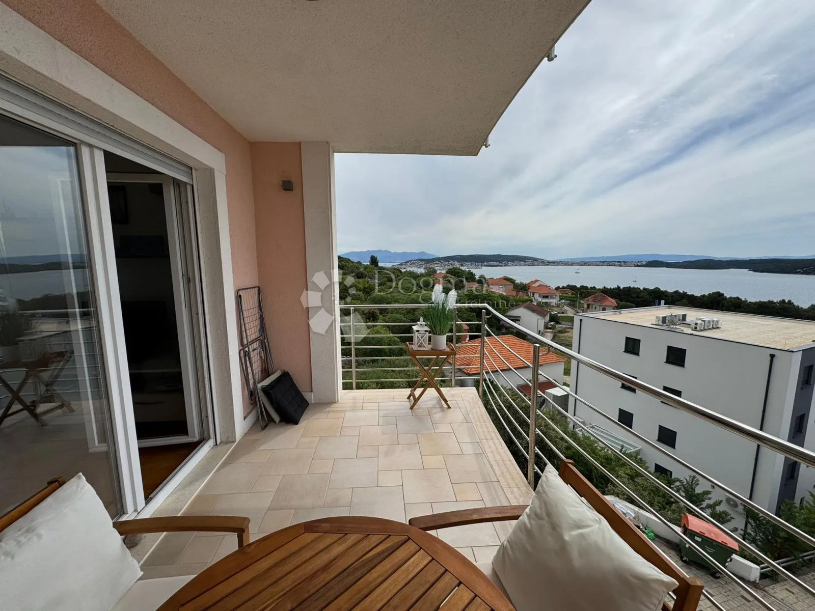 trogir/seget- apsolutna rijetkost! top pogled - slika 17