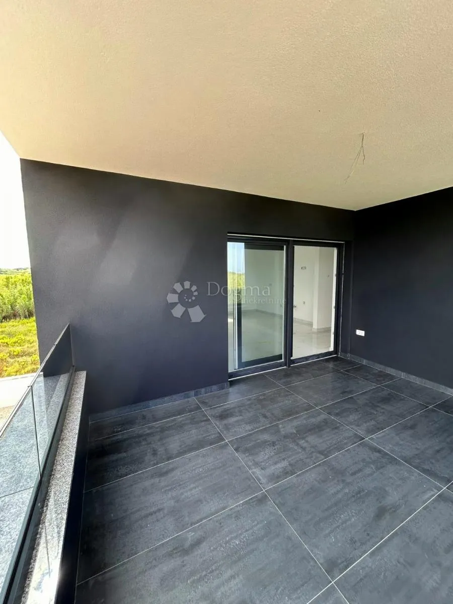 privlaka - moderan penthouse - krovna terasa - slika 13