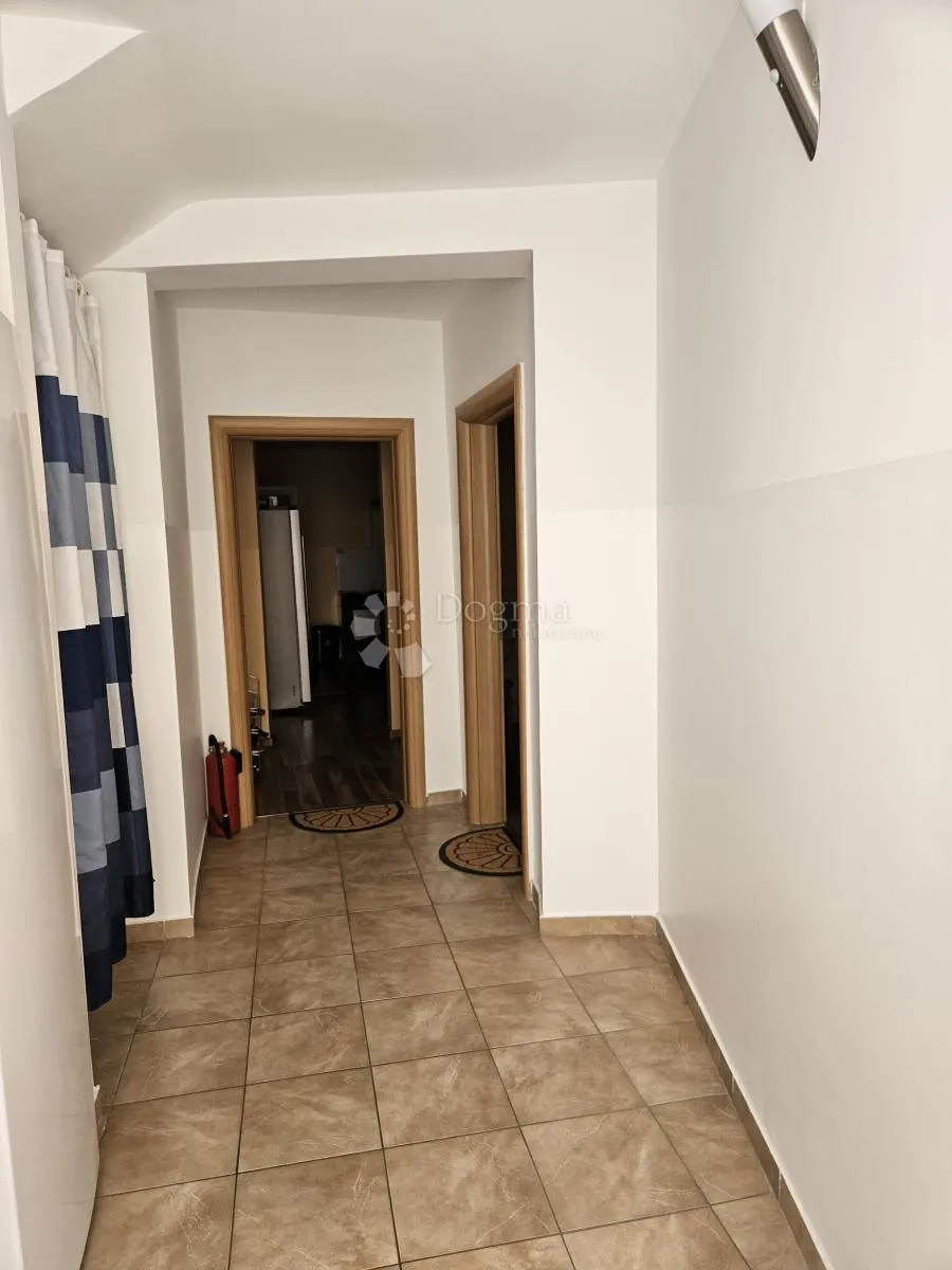 luksuzna nekretnina sa pogledom na more - slika 9