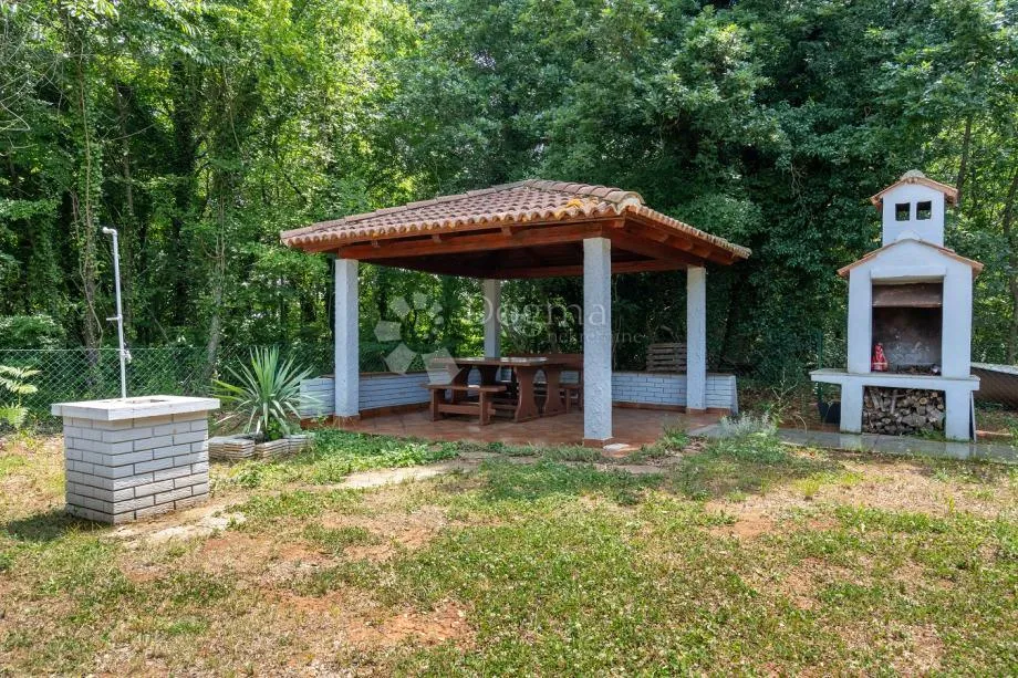 prizemnica s jacuzzijem u istri - 110 m², mirna lokacija barbanštine - slika 18
