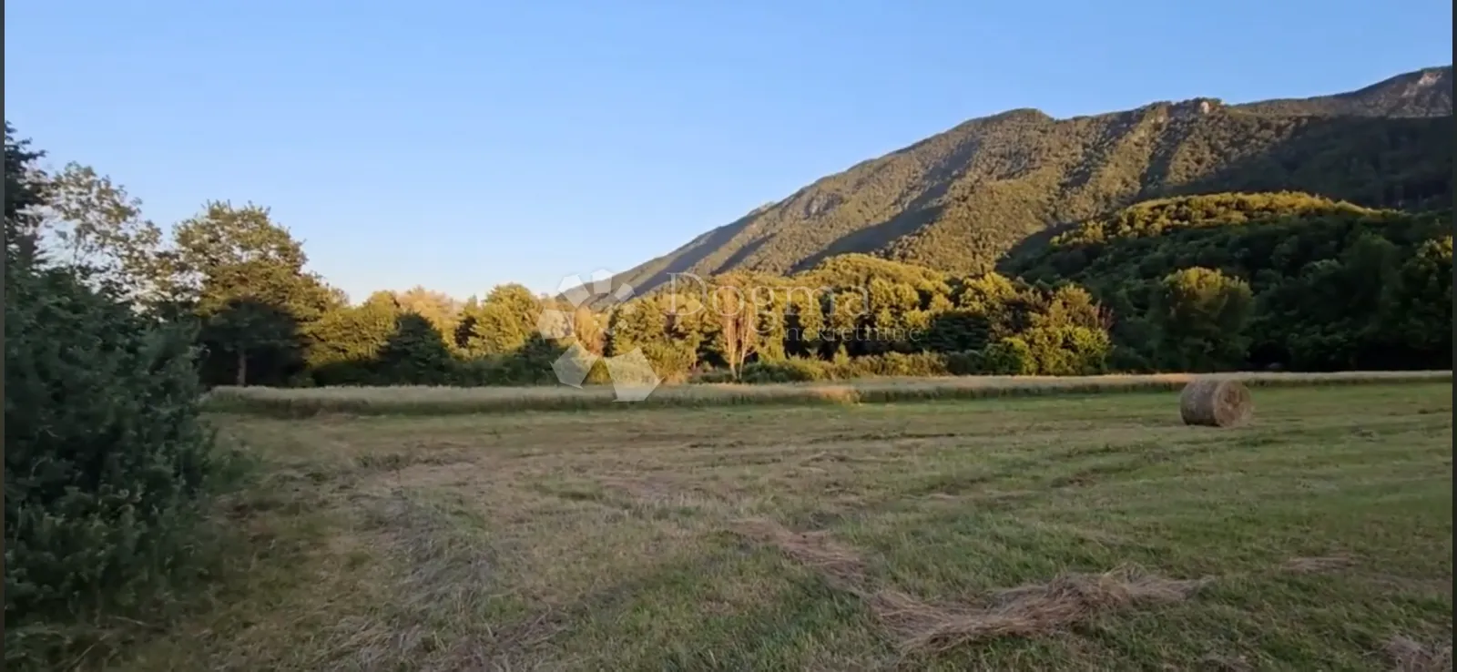 brušane 7300 m2 - turistička namjena - slika 3