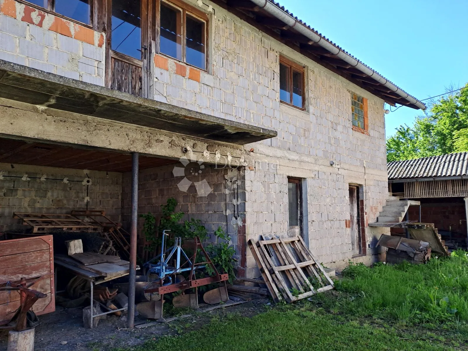 kuća za veliku obitelj ili mnogo radnika - slika 15