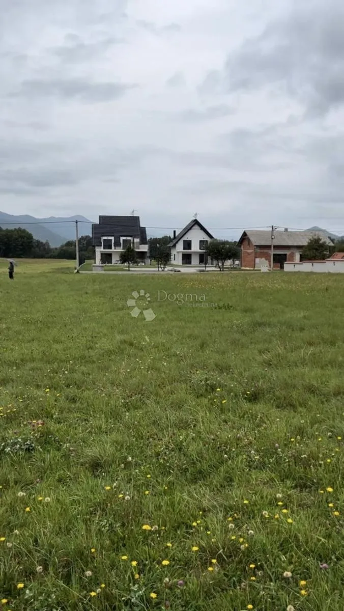 zemljište u okolici gospića (debelo brdo) površine 14077 m2 - slika 4
