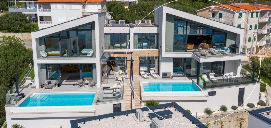 dvje kompletno namještene luksuzne smarthome vile - top lokacija i investicija - slika 5